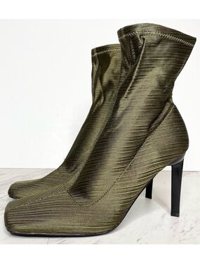 New! Topshop Tia Green Square Toe Heeled Sock Bootie 8